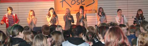 Die Roses verf�gen bereits �ber eine Menge Live-Erfahrung (� Roses)